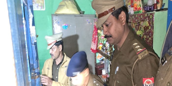 आगरा में पत्नी की हत्या करने के बाद थाने पहुंचा पति,