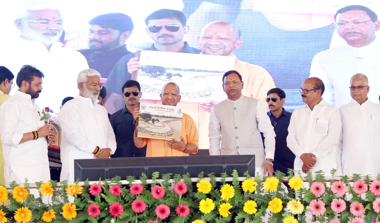महाराजगंज में बोले सीएम योगी,देश में नंबर एक की अर्थव्यवस्था बनेगा उत्तर प्रदेश
